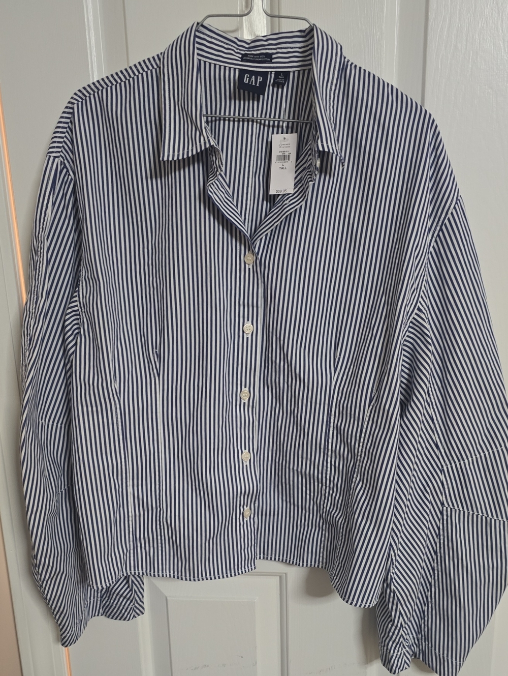 GAP Women's Sz Lg Tall,  Navy and White Vertical Stripe Button-Down Blouse
